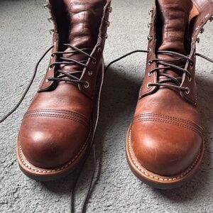 Red Wing Iron Rangers - 8111D - Size US 9